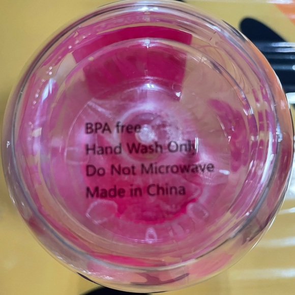 T-Mobile Tuesdays Tropical Tumbler Pink with straw NEW - Picture 6 of 6